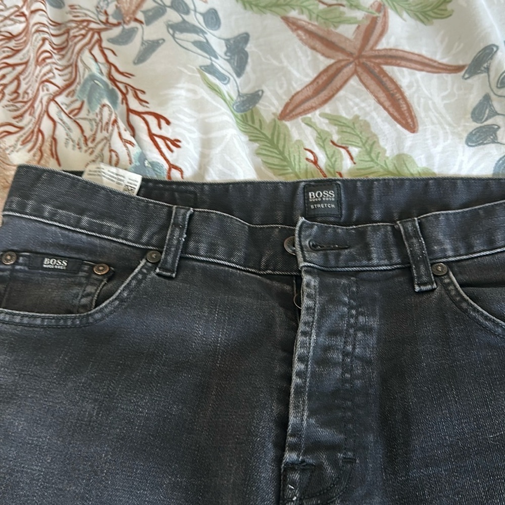 Selling Men Jeans black from Hugo boss in good condition